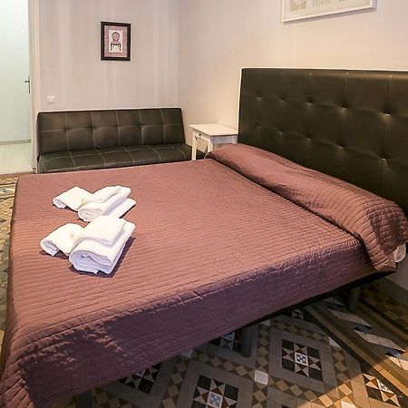 ברצלונה Hostal Balmes Centro מראה חיצוני תמונה